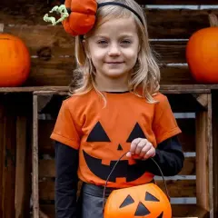 Halloween DIY: Strój dla dziecka z domu? Proste i efektowne!