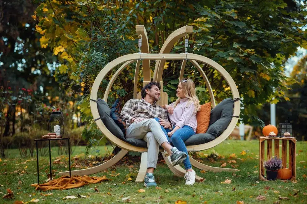bezpieczne mocowanie huśtawki ogrodowej